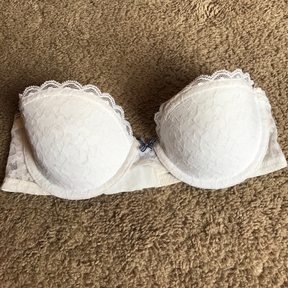 gilly hicks strapless bra