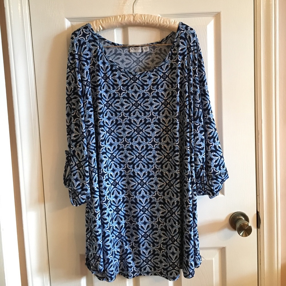 Blue patterned top