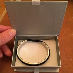 Maria Shireen never worn silver hair tie bracelet