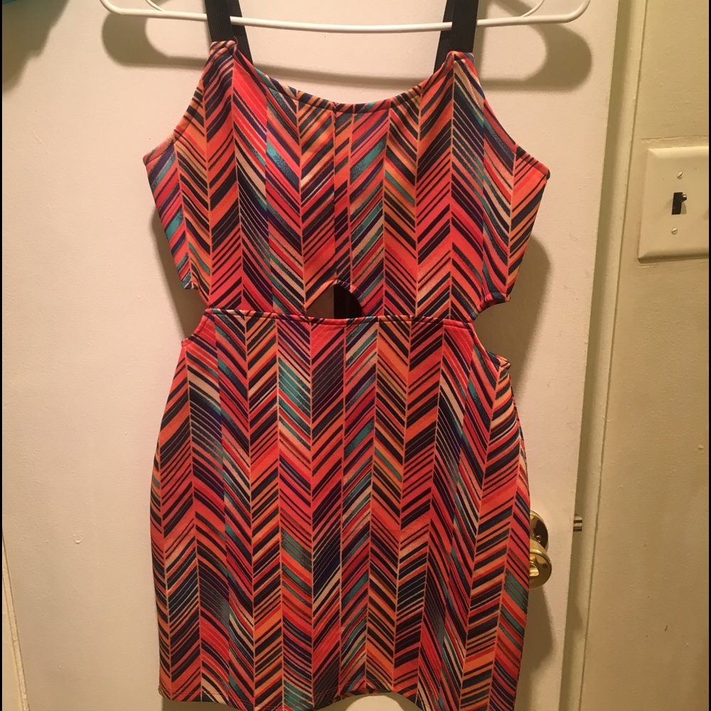 Side cut out dress