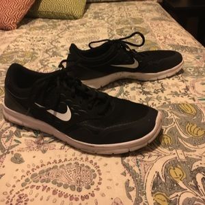 Nike tennis shoes
