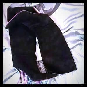 🕷🕸Emanuel Lingaro Tall Suade Boots🕸🕷