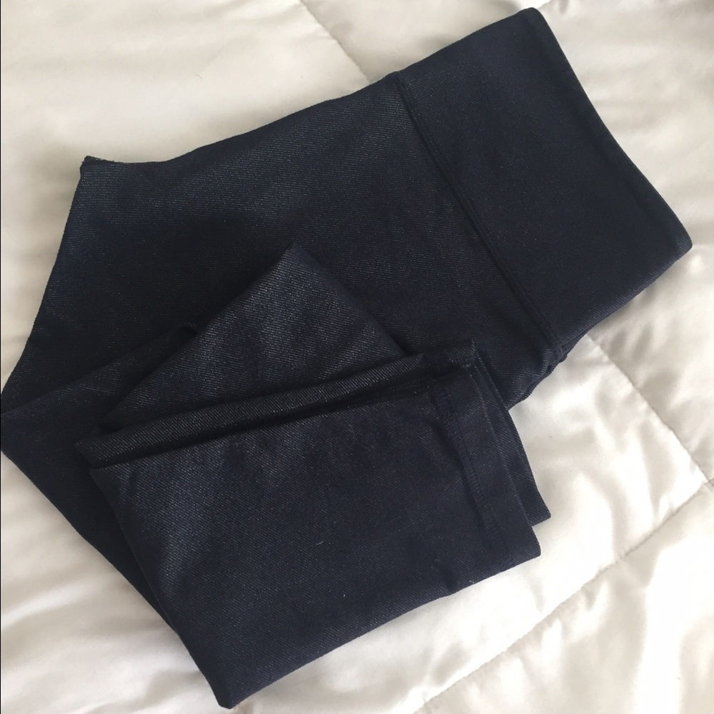 Lululemon WunderUnder