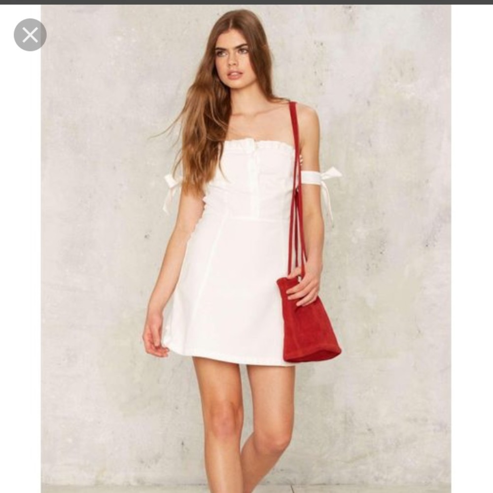 🌟Nasty Gal Becky off the Shoulder Dress🌟 - Picture 1 of 2