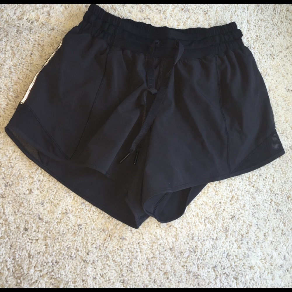 Hotty Hot Shorts NWOT