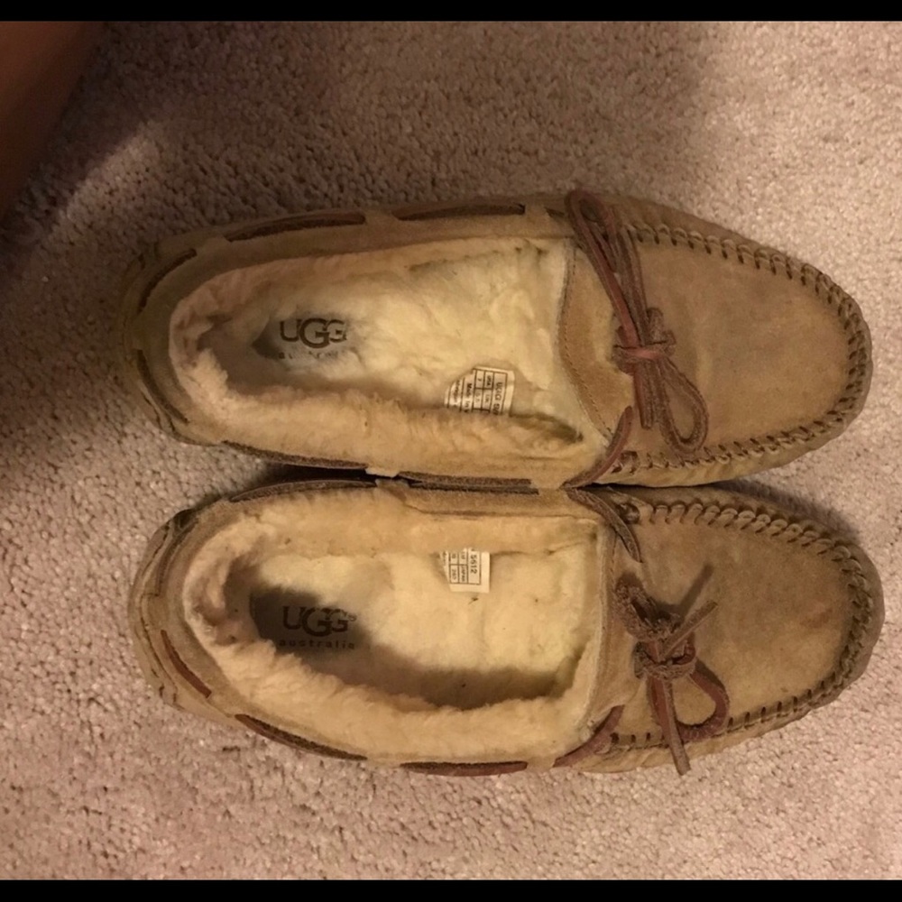 UGGS size 7
