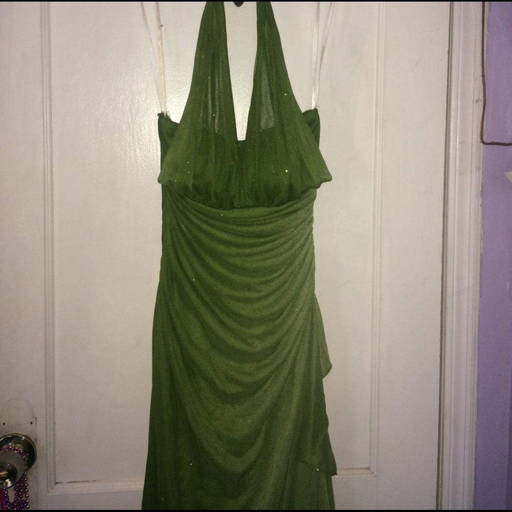 ✨Long Beautiful Blondie Nites Green Dress ✨