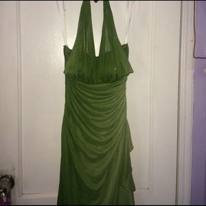 ✨Long Beautiful Blondie Nites Green Dress ✨