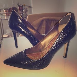 Sam Edelman Black Croc Pointed Pumps