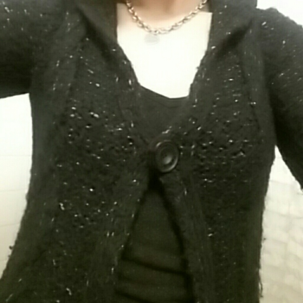 GUESS black wool thigh length 1 button sweater