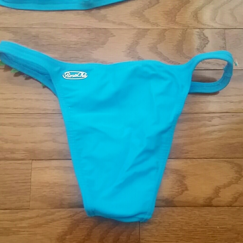 Rosa Cha Brazilian Bikini - Picture 3 of 3