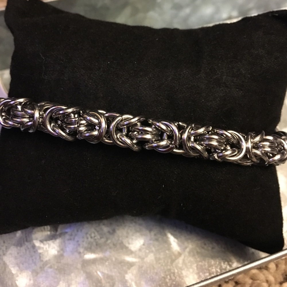Stainless steel bracelet