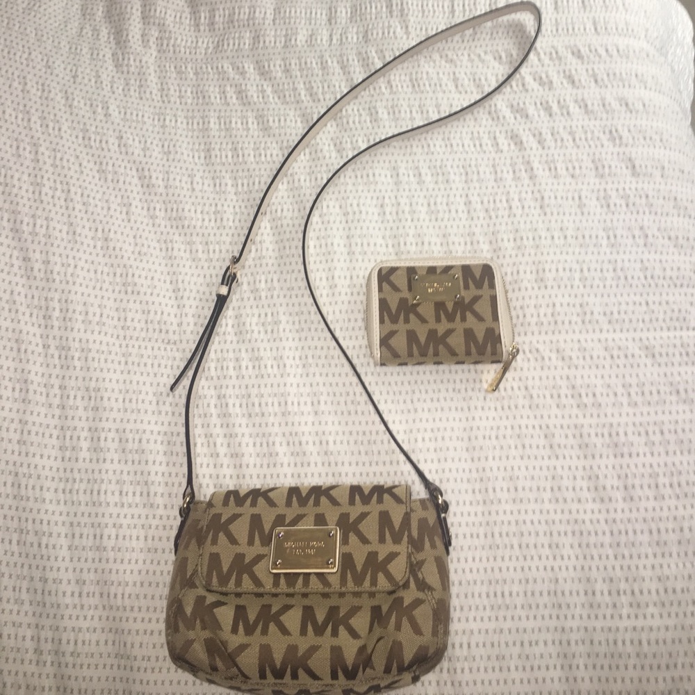 Michael Kors shoulder bag & matching wallet