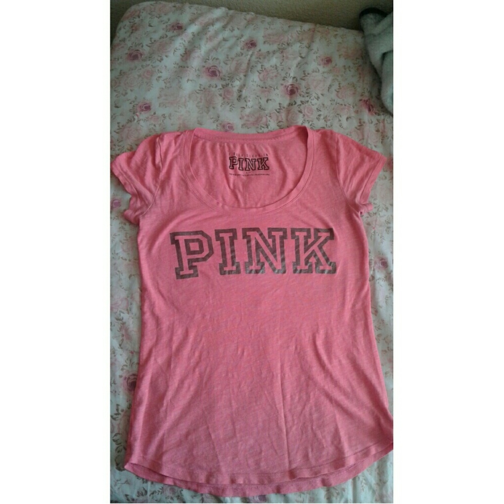 VS Pink t- shirt