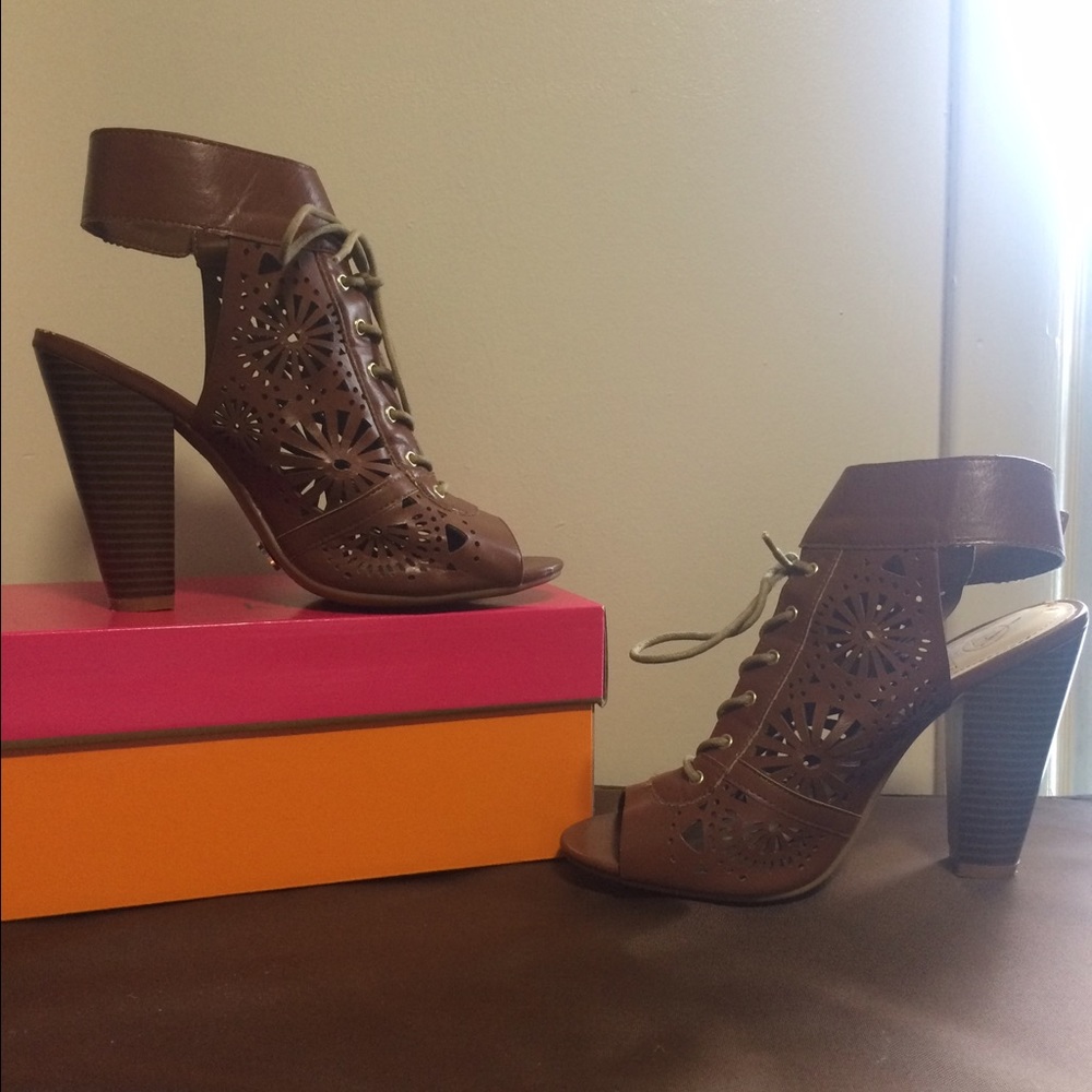 J.LO heels. Size 8👡