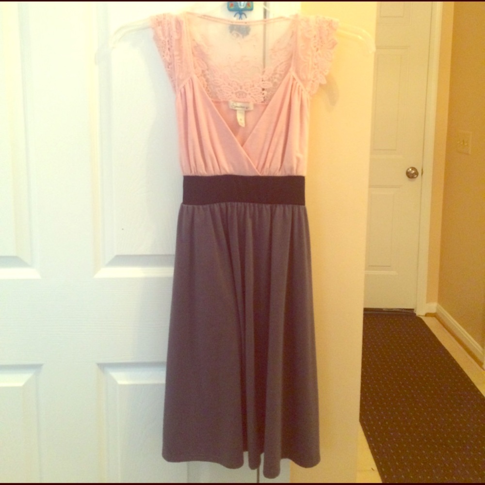 Young women's just above the knee spring dress!