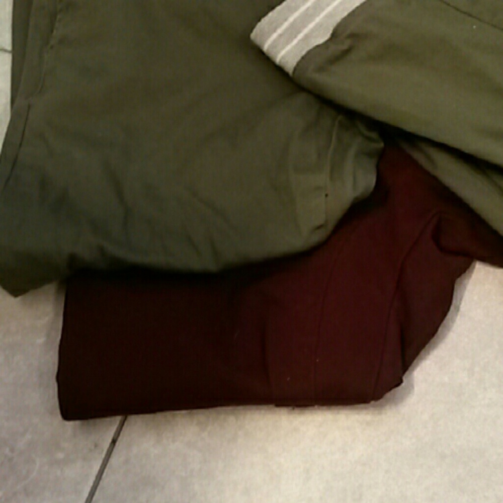 Pants - Picture 4 of 4