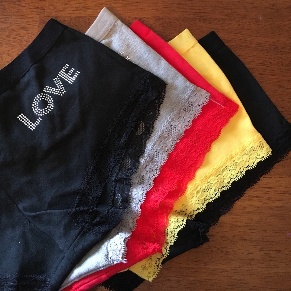 Multicolored underwear