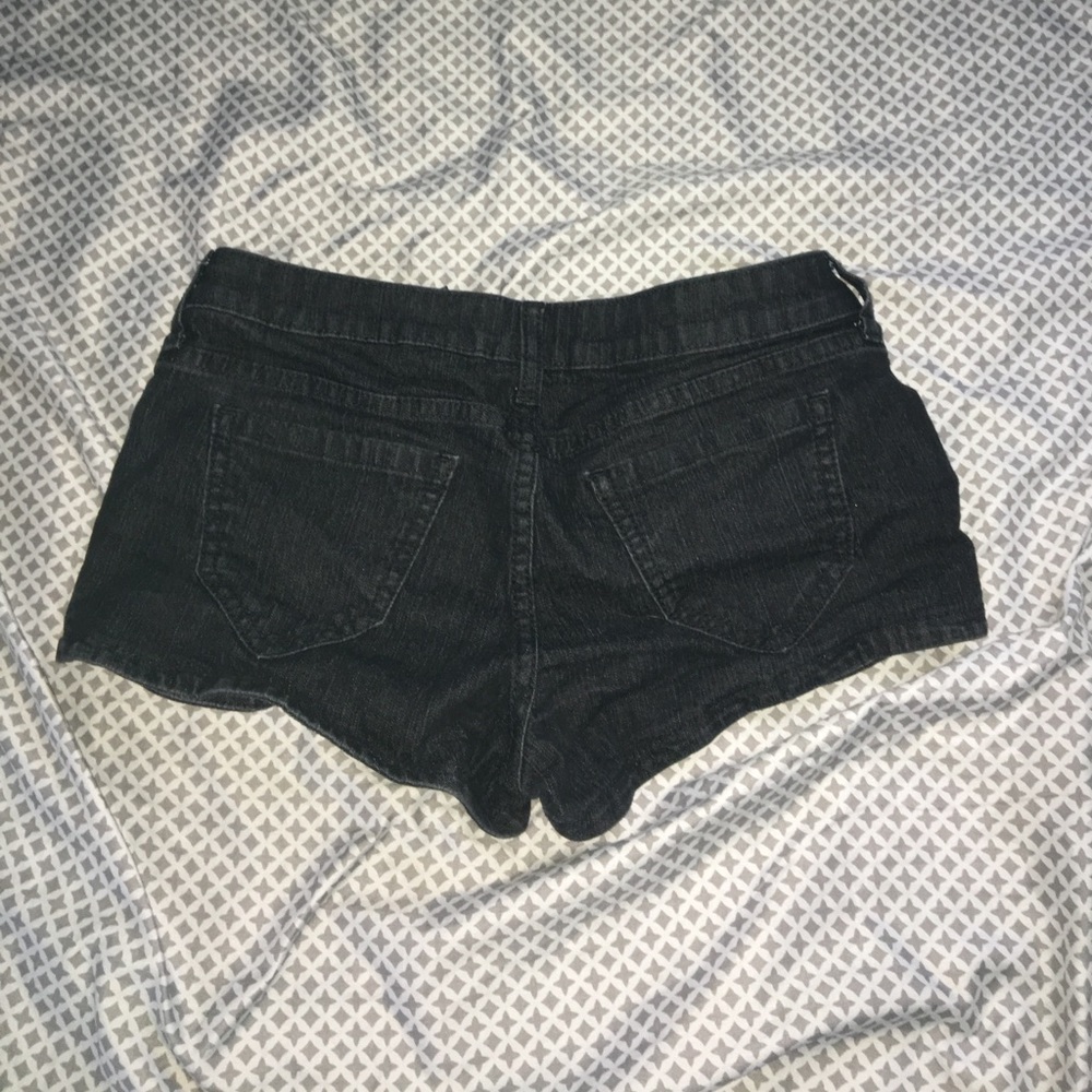 Shorts - Picture 2 of 2