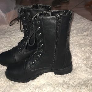 New rue21 black boots