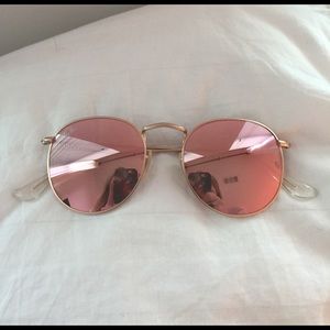 Rose Gold Round Ray Bans