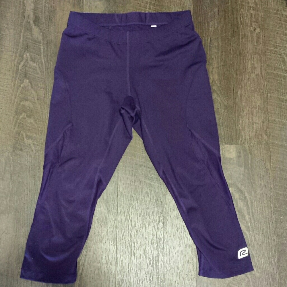 Purple cropped capris
