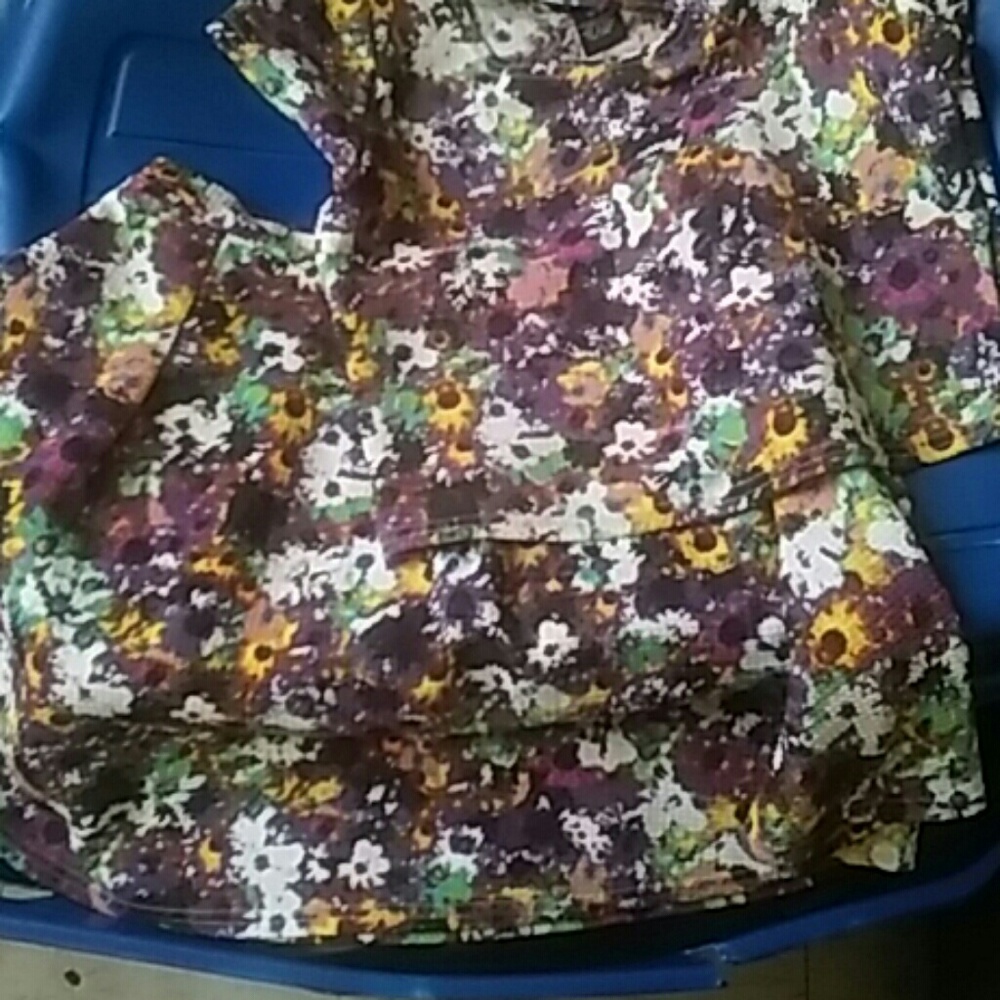 Skirt and shirt set
