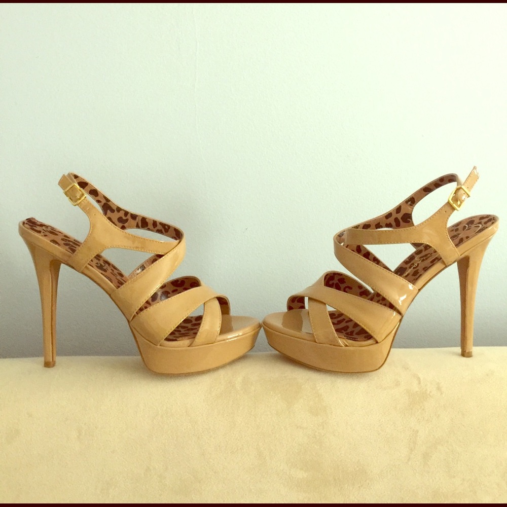 Jessica Simpson Nude patent leather stilettos