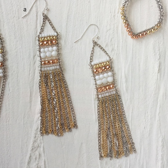 Dakota Earrings - Picture 2 of 2