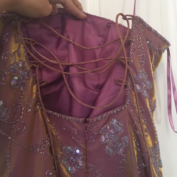 Pink iridescent prom dress with flower beading - Picture 3 of 5