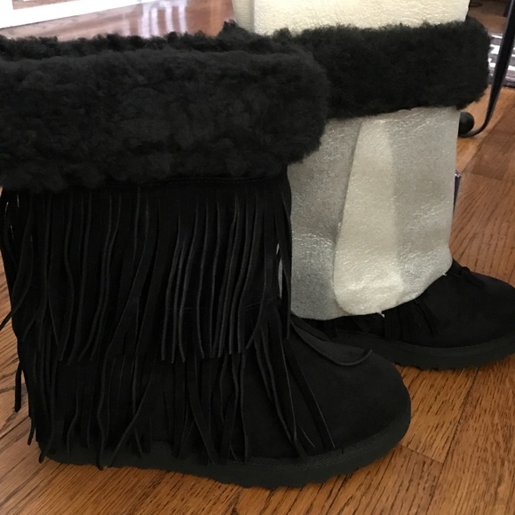 ❌SOLD❌ MADDEN GIRL FRINGE WEDGE BOOTS - Picture 5 of 5