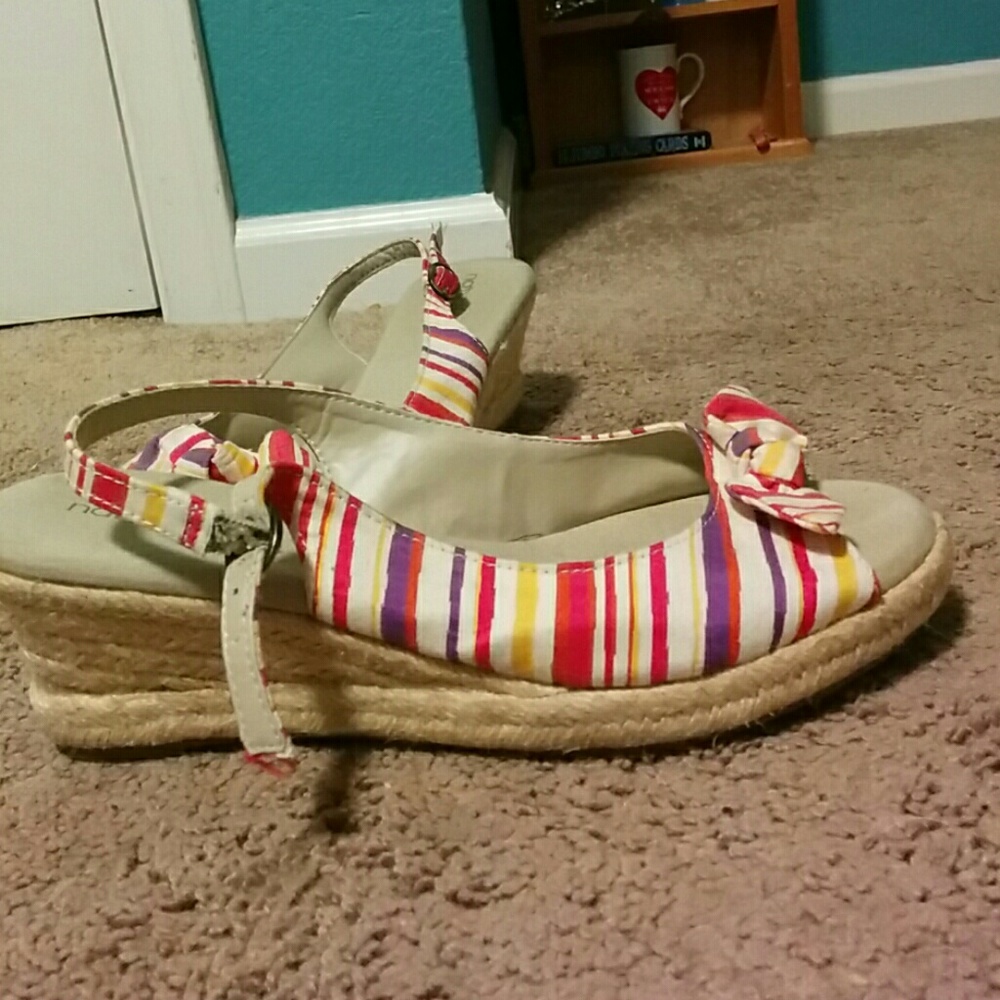 Short wedges