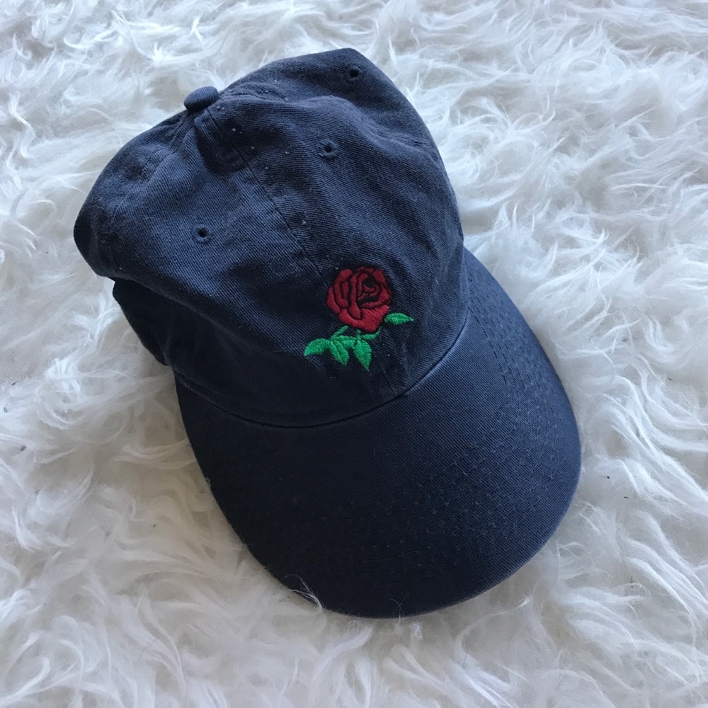Brandy Melville rose hat