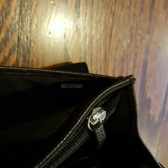 Chanel Classic Caviar Wallet - Picture 4 of 4