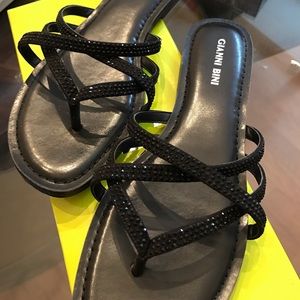 New in box Gianni Bini