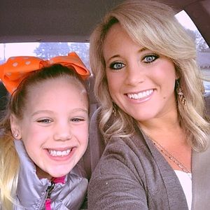 Meet your Posher, Joni