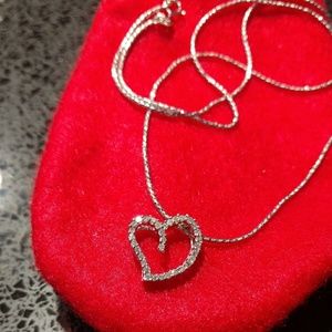 14k White Gold Diamond Heart Necklace