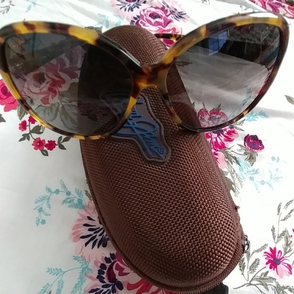 Maui Jim - Picture 2 of 3
