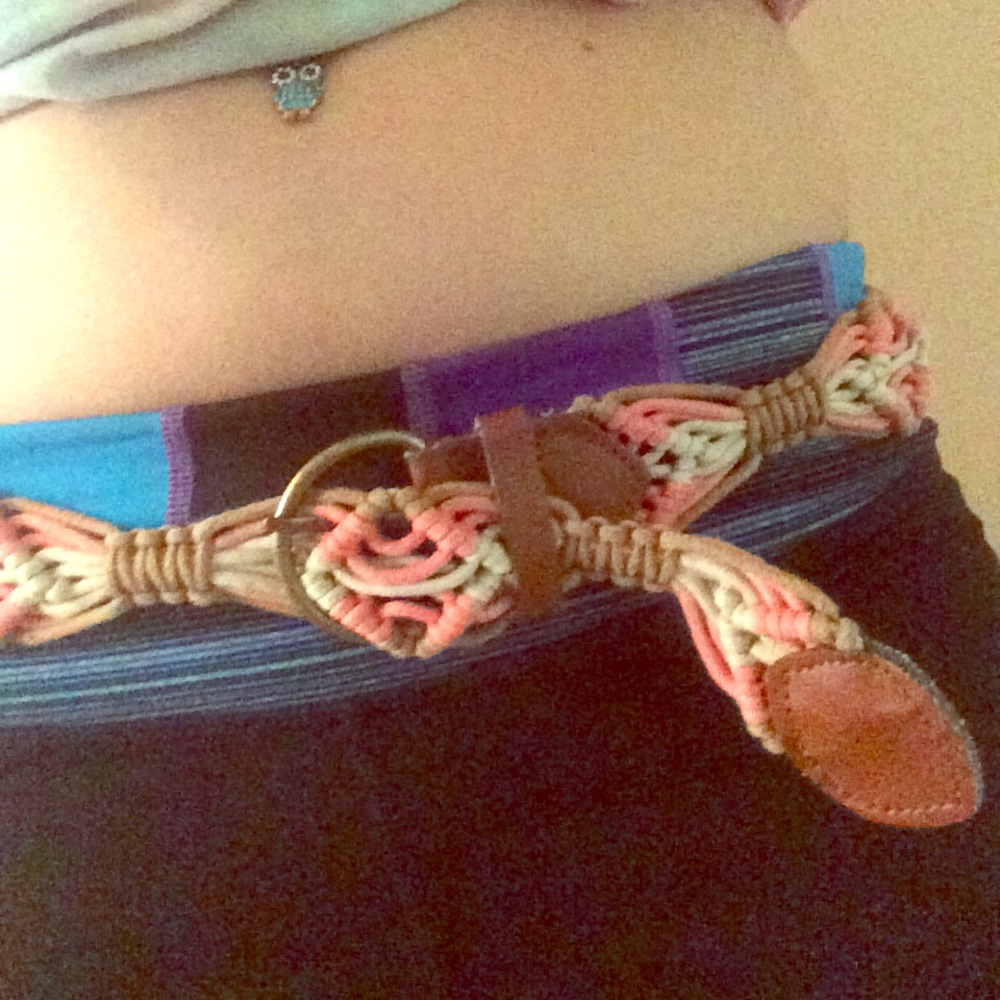 Juniors size 3-5 beachy/hobo style belt!!