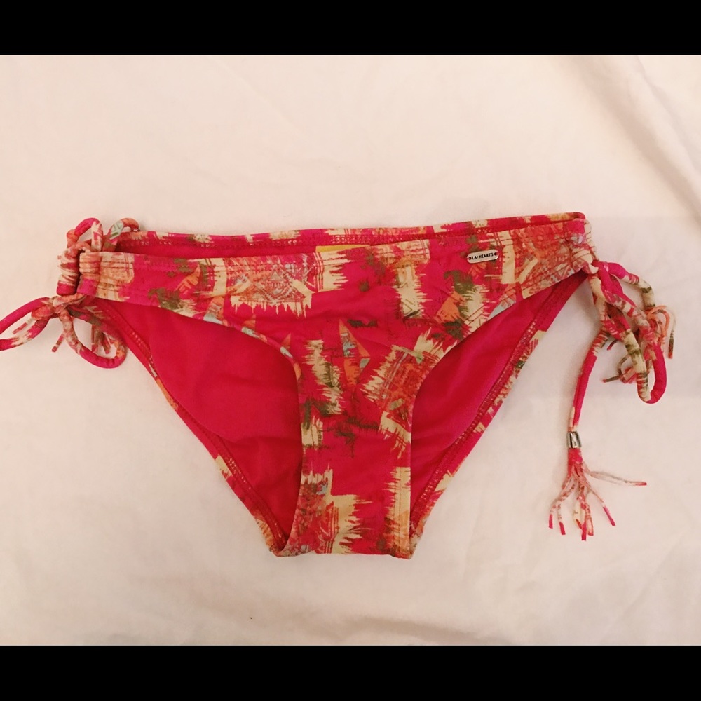 LA Hearts fringe bottom