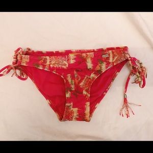 LA Hearts fringe bottom