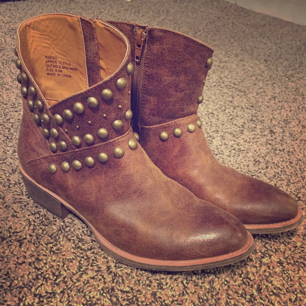 Studded Brown Matisse Booties