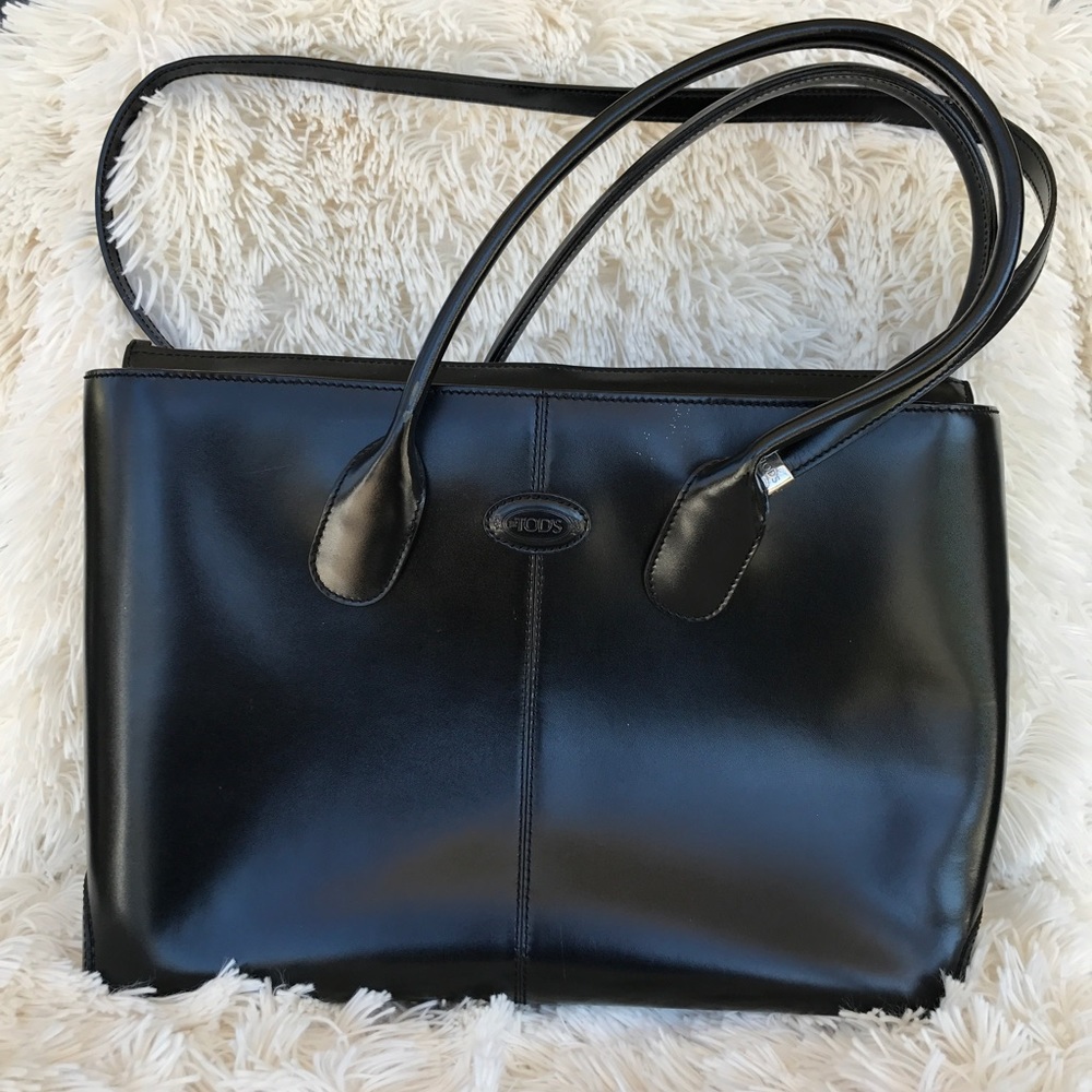 Tod's 'D' Italian black leather purse/bag