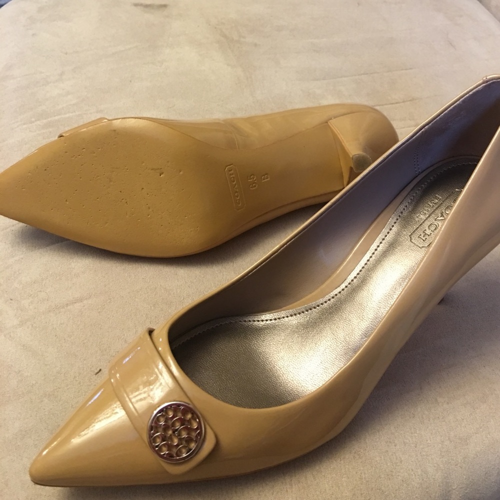 Genuine nude Coach pumps patent leather