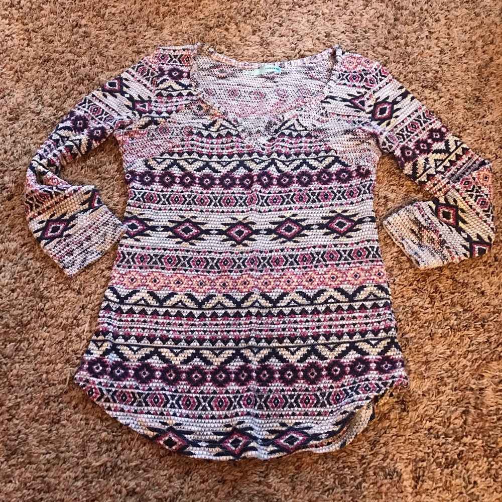 Maurice's shirt