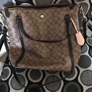 Brown coach cross key