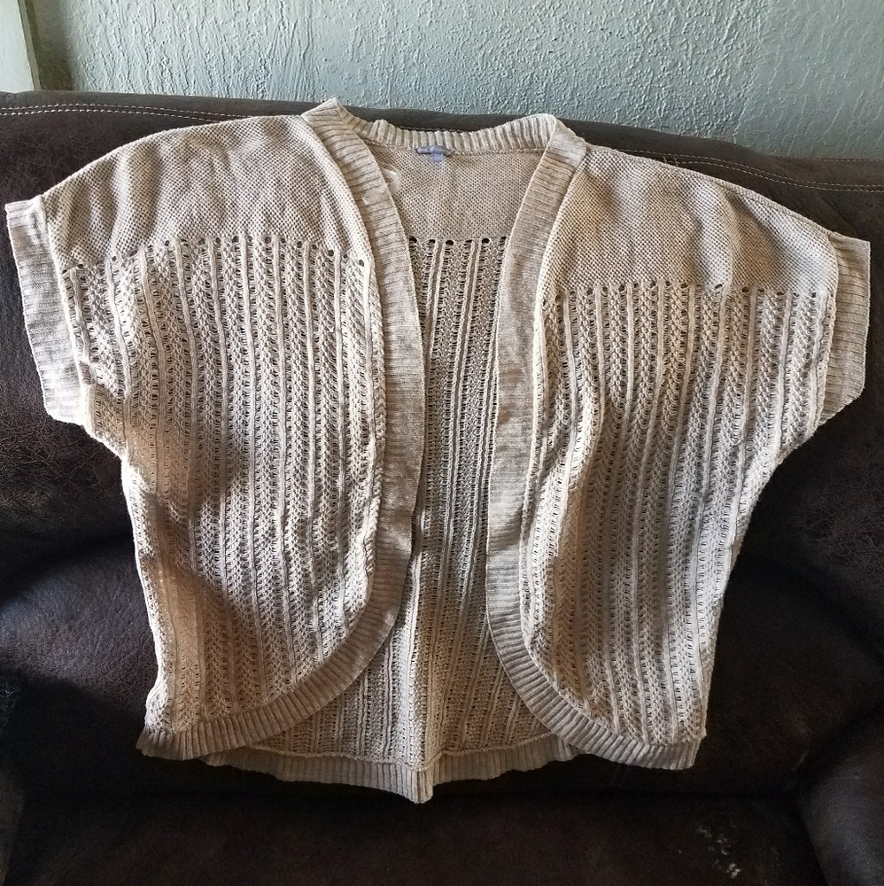 Short Sleeve Open Sweater Top