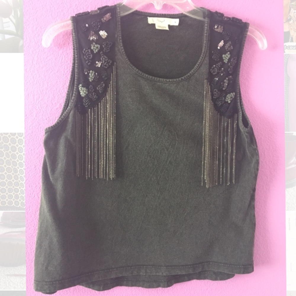 Black sleeveless shirt NWOT