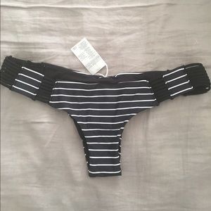 Rip Curl bikini bottoms