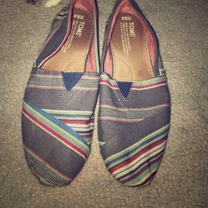 Toms!